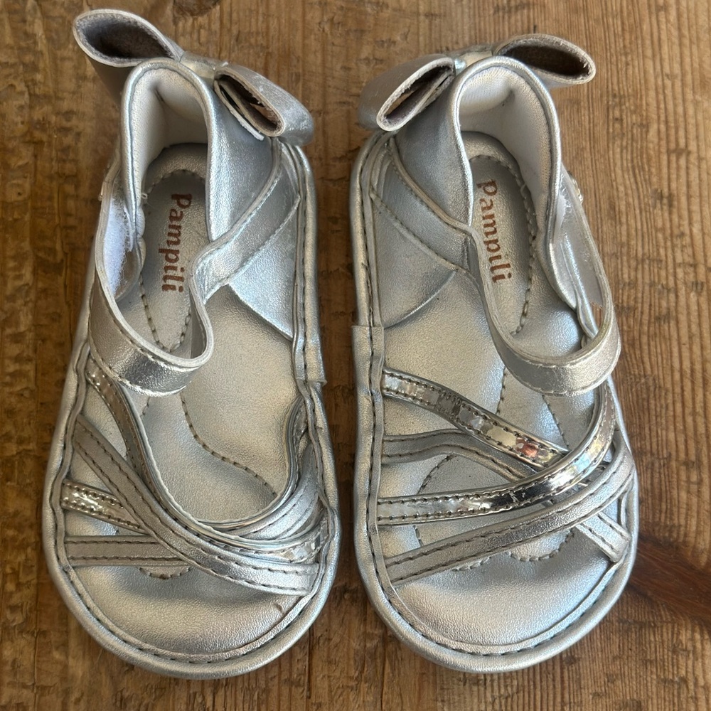 Pampili Infant Girls Shoe Silver Bow Sandal